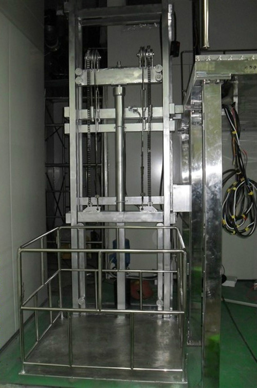 導軌(gui)式液壓升降機(ji)