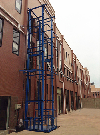 導軌式液(yè)壓升降機